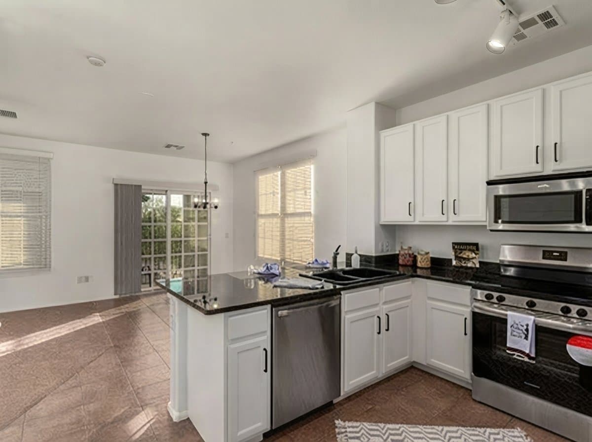 Gilbert Townhome: 3615 E Horace Dr