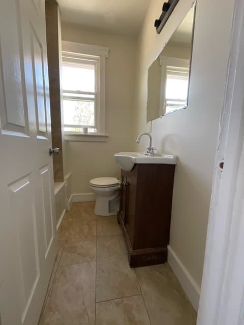 Detroit Condo: 8457 Cahalan