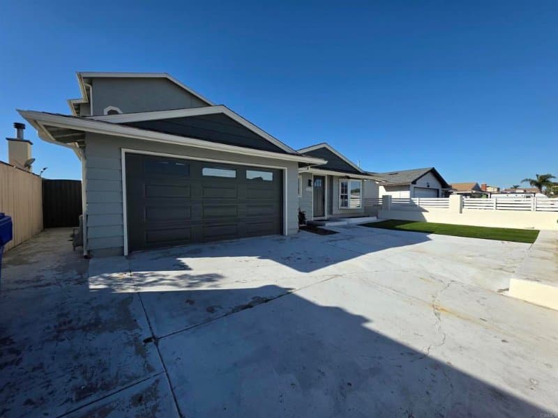 san diego House: 1198 danober dr