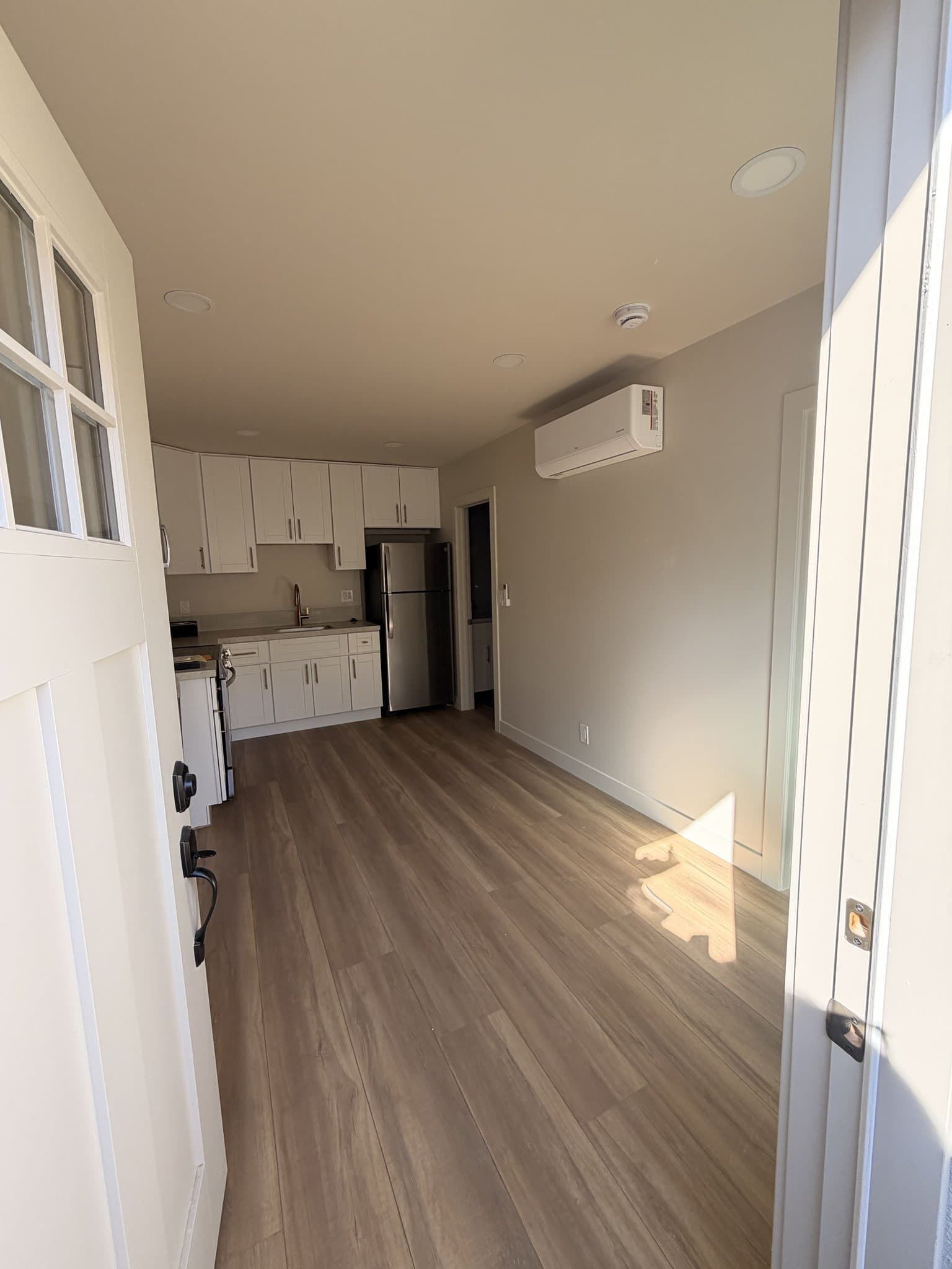 san diego House: 1198 danober dr