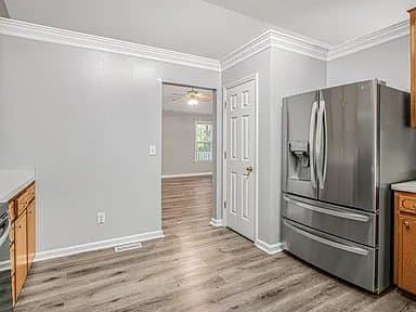 Clayton House: 129 Nelson Ct