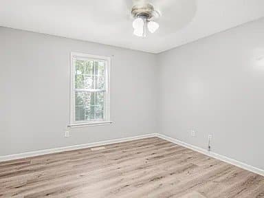Clayton House: 129 Nelson Ct