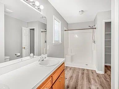 Clayton House: 129 Nelson Ct