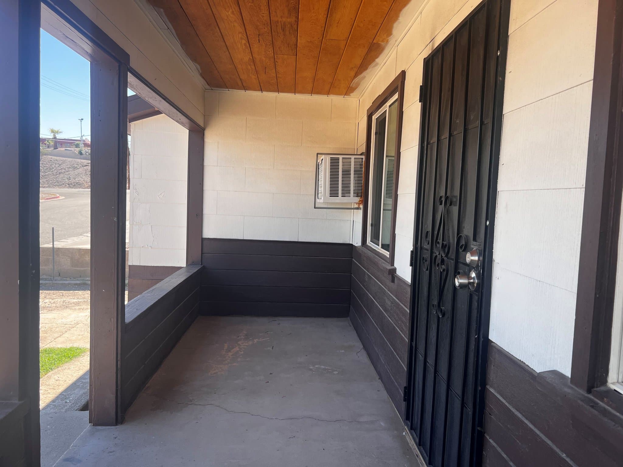Needles House: 212 I St