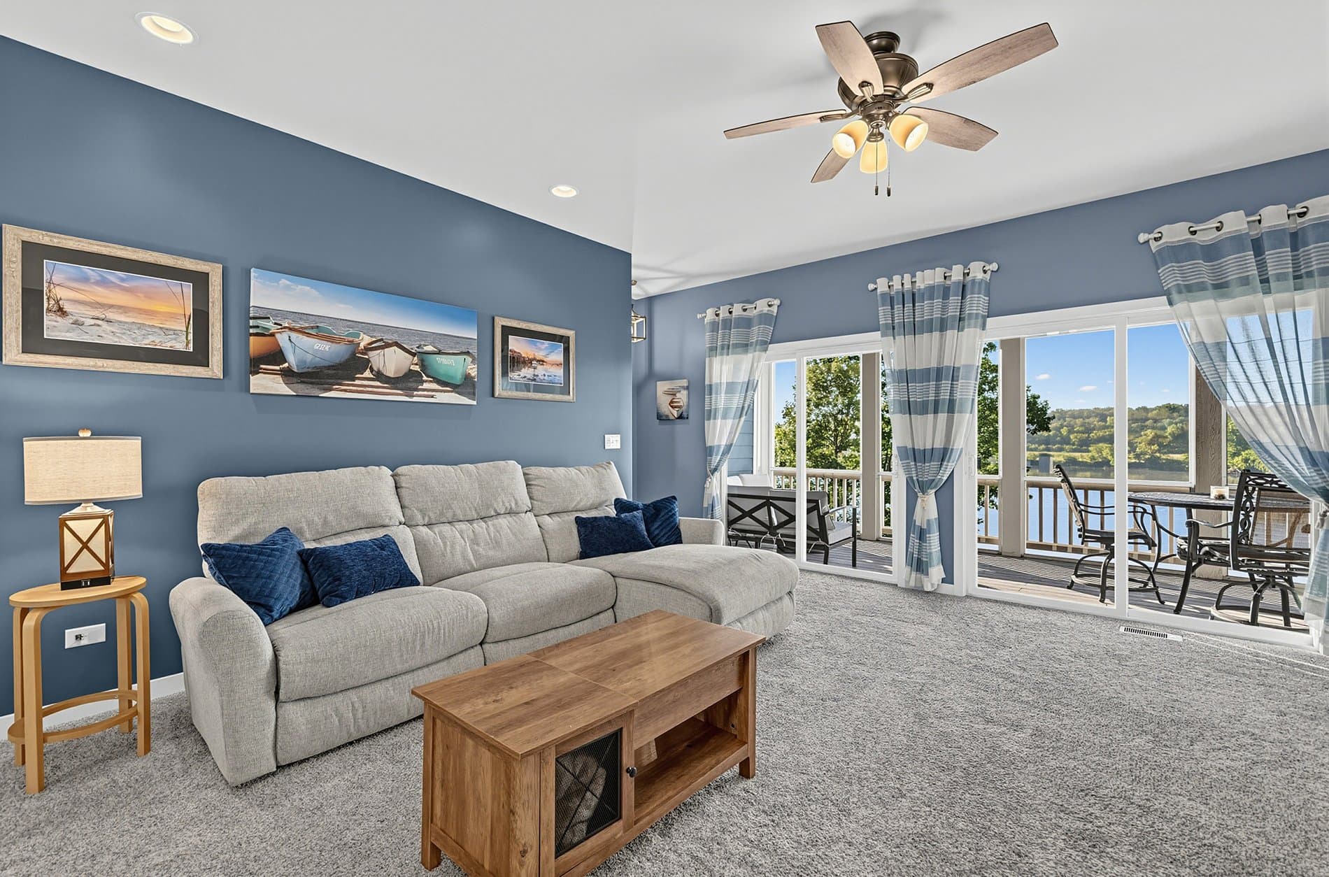 Ottawa Townhome: 5 River Row