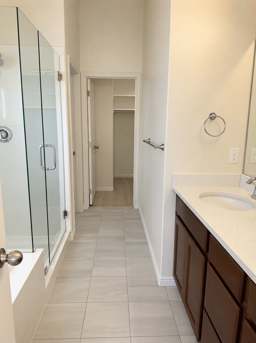 South Jordan House: 11051 S Gresham Dr