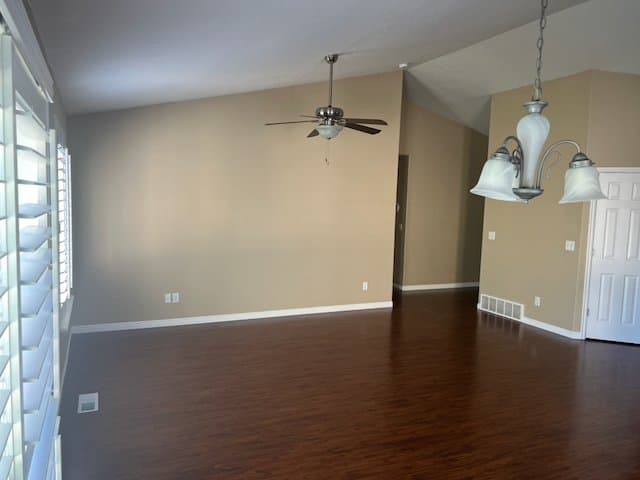 Eagle Mountain House: 1772 E Revere Way