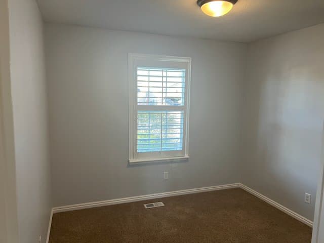 Eagle Mountain House: 1772 E Revere Way