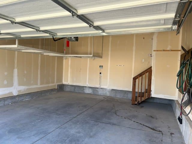 Eagle Mountain House: 1772 E Revere Way