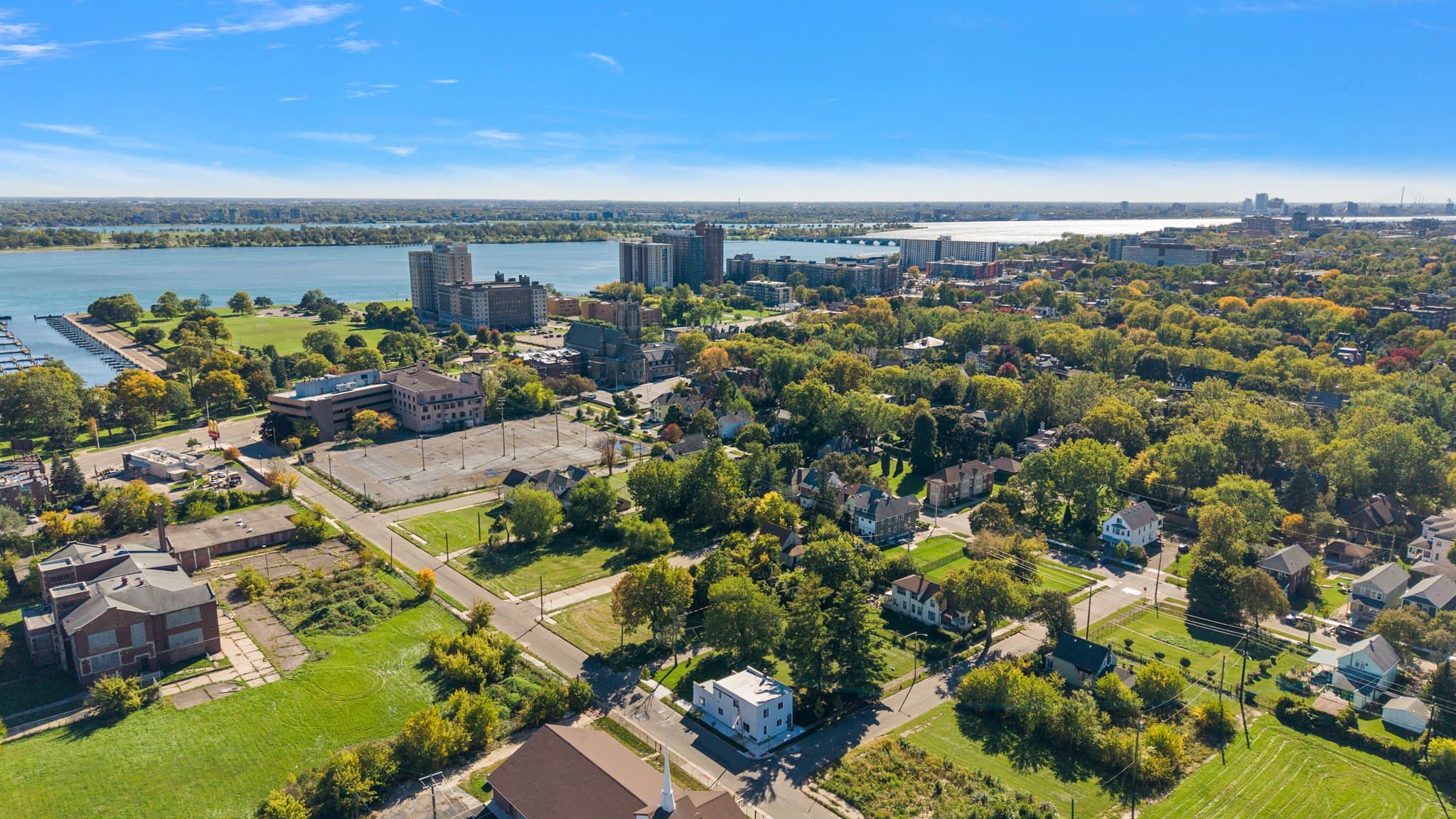Detroit Apartment: 1335 Crane St