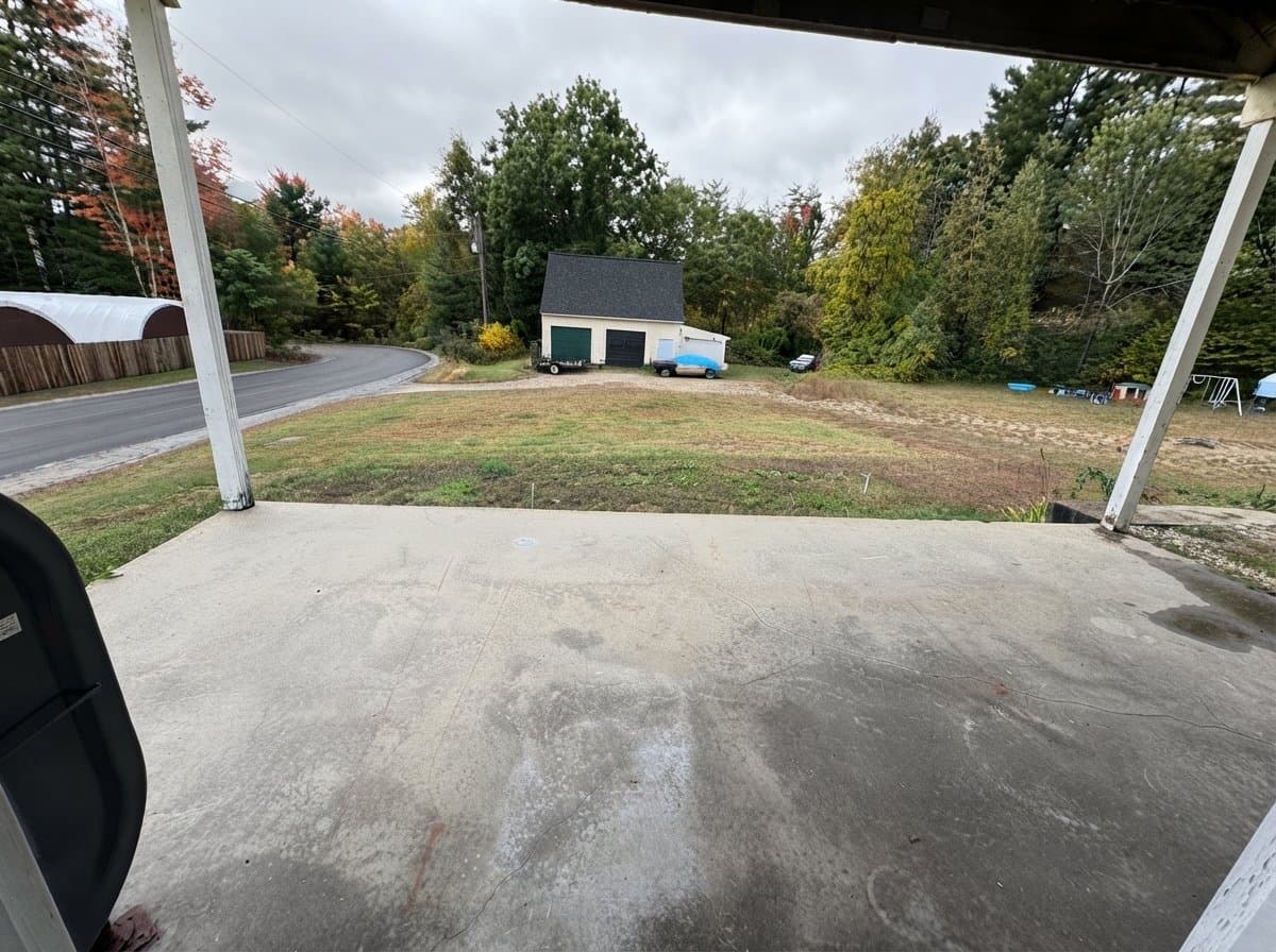 Weare Apartment: 613 S Stark Hwy