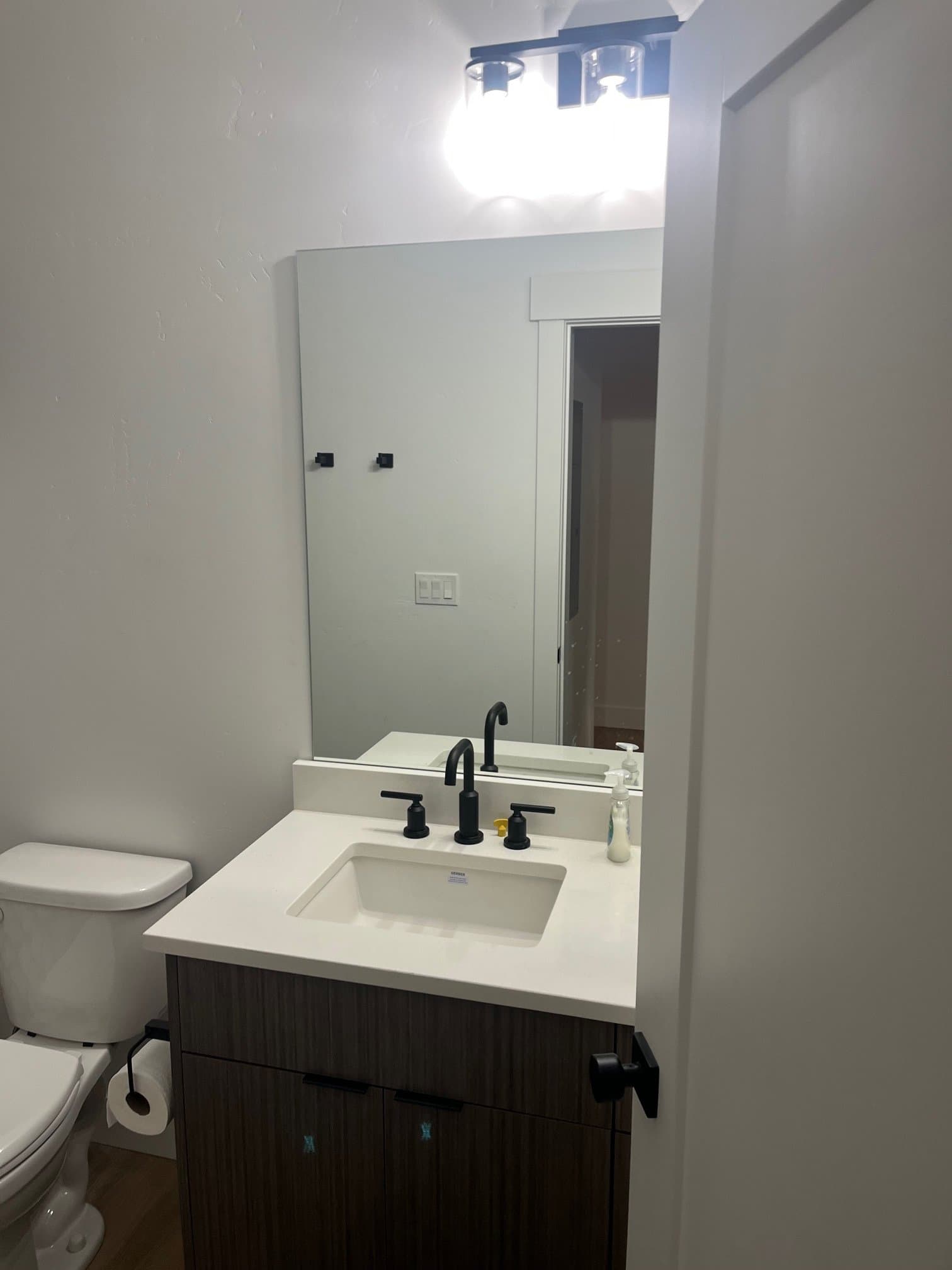 Pleasant Grove Apartment: 10135 N Redwood Dr