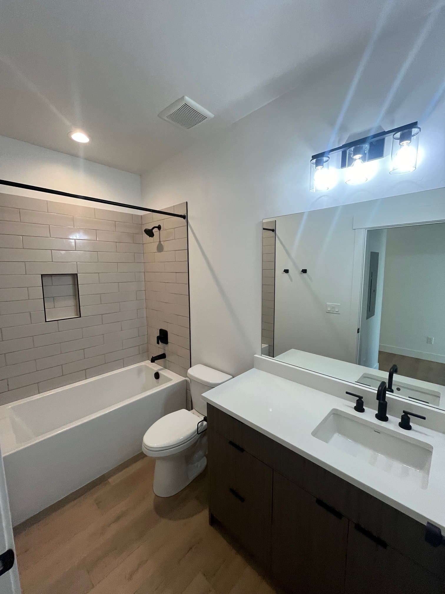 Pleasant Grove Apartment: 10135 N Redwood Dr