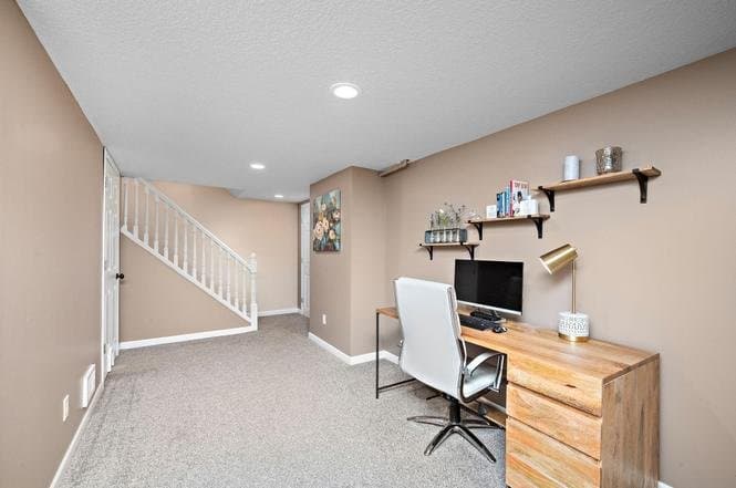 Bloomington House: 9213 11th Ave S