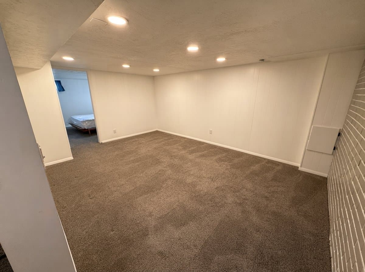 Salt Lake City House: 2788 S Hartford St