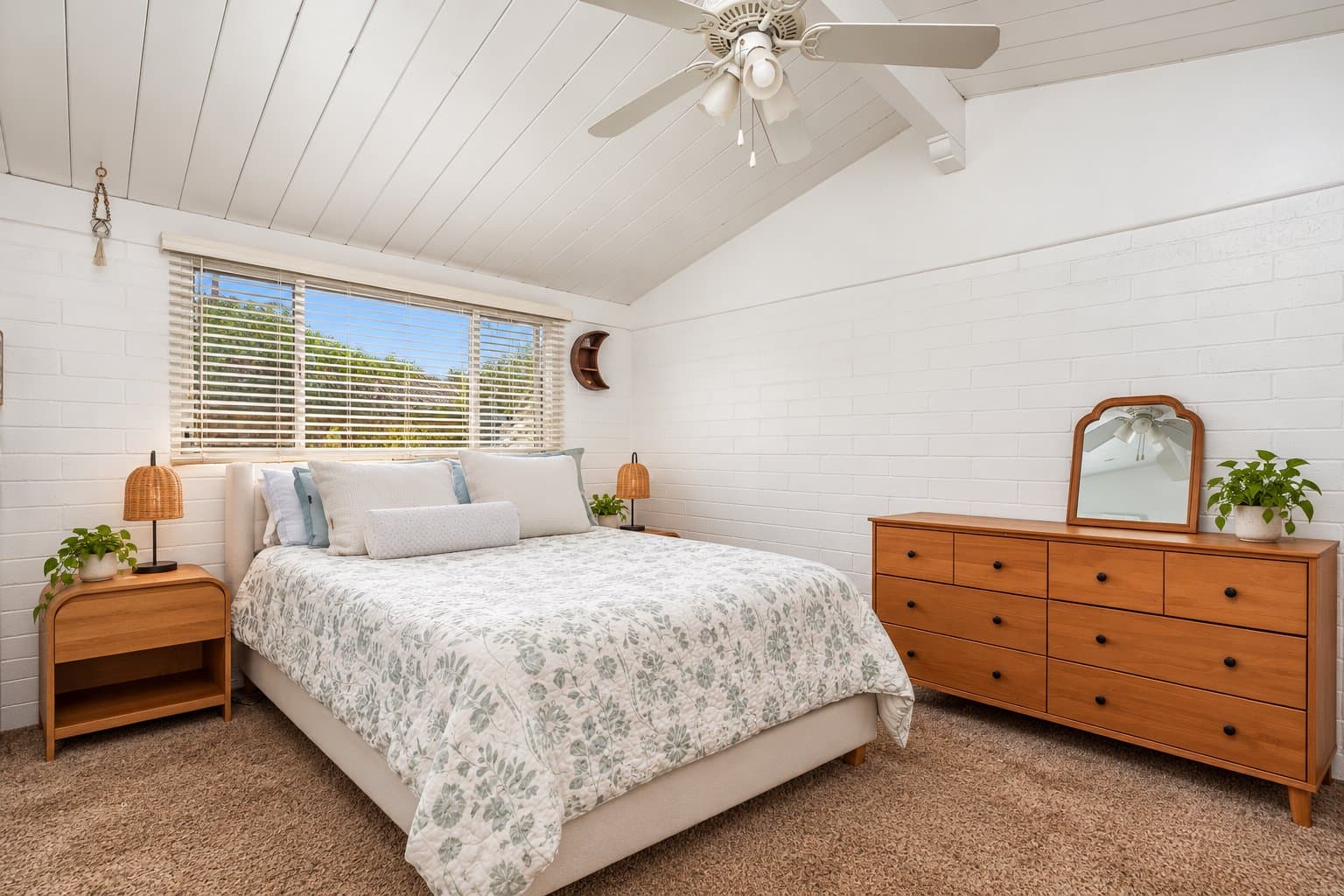 San Diego House: 1760 Galveston St