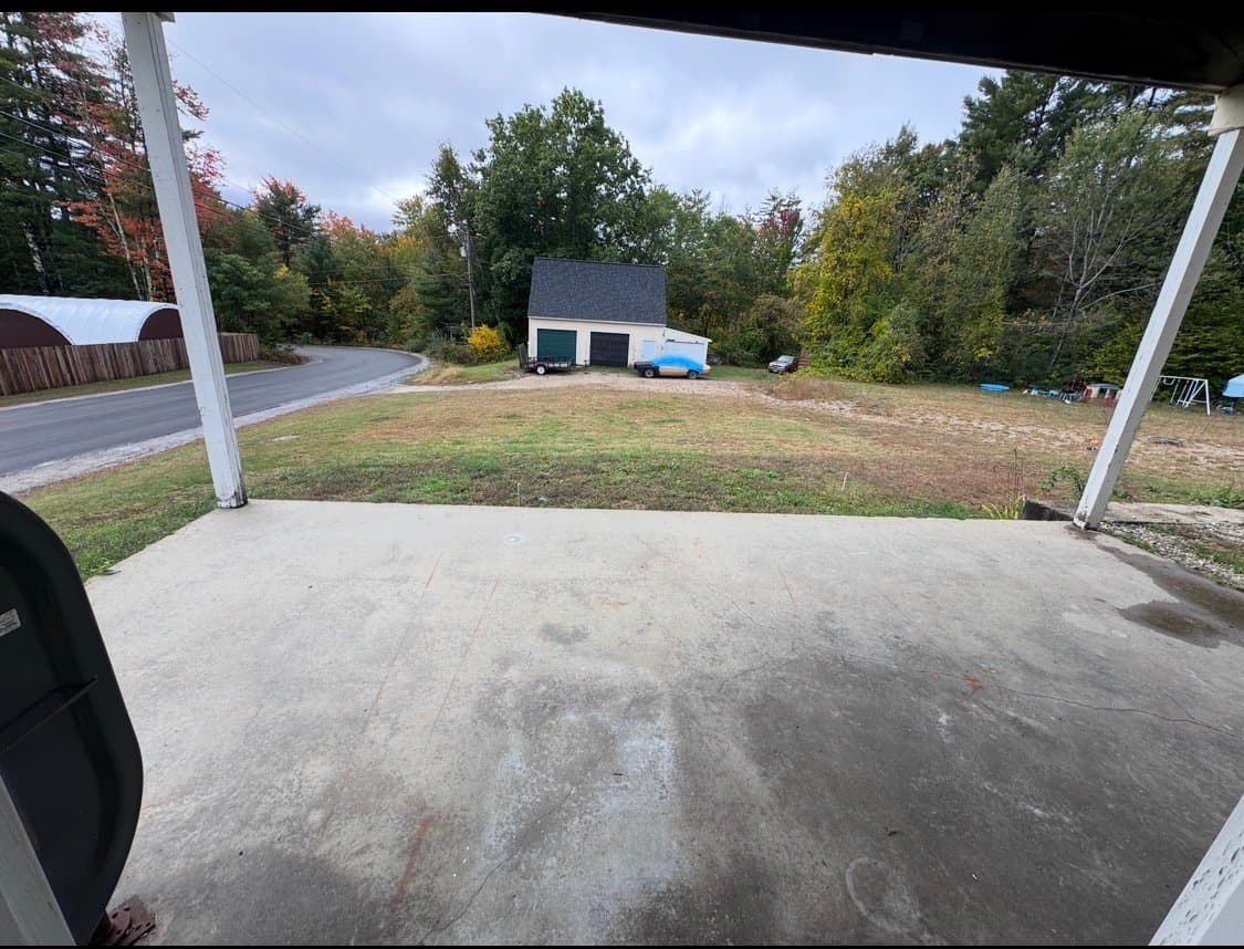 Weare Apartment: 613 S Stark Hwy