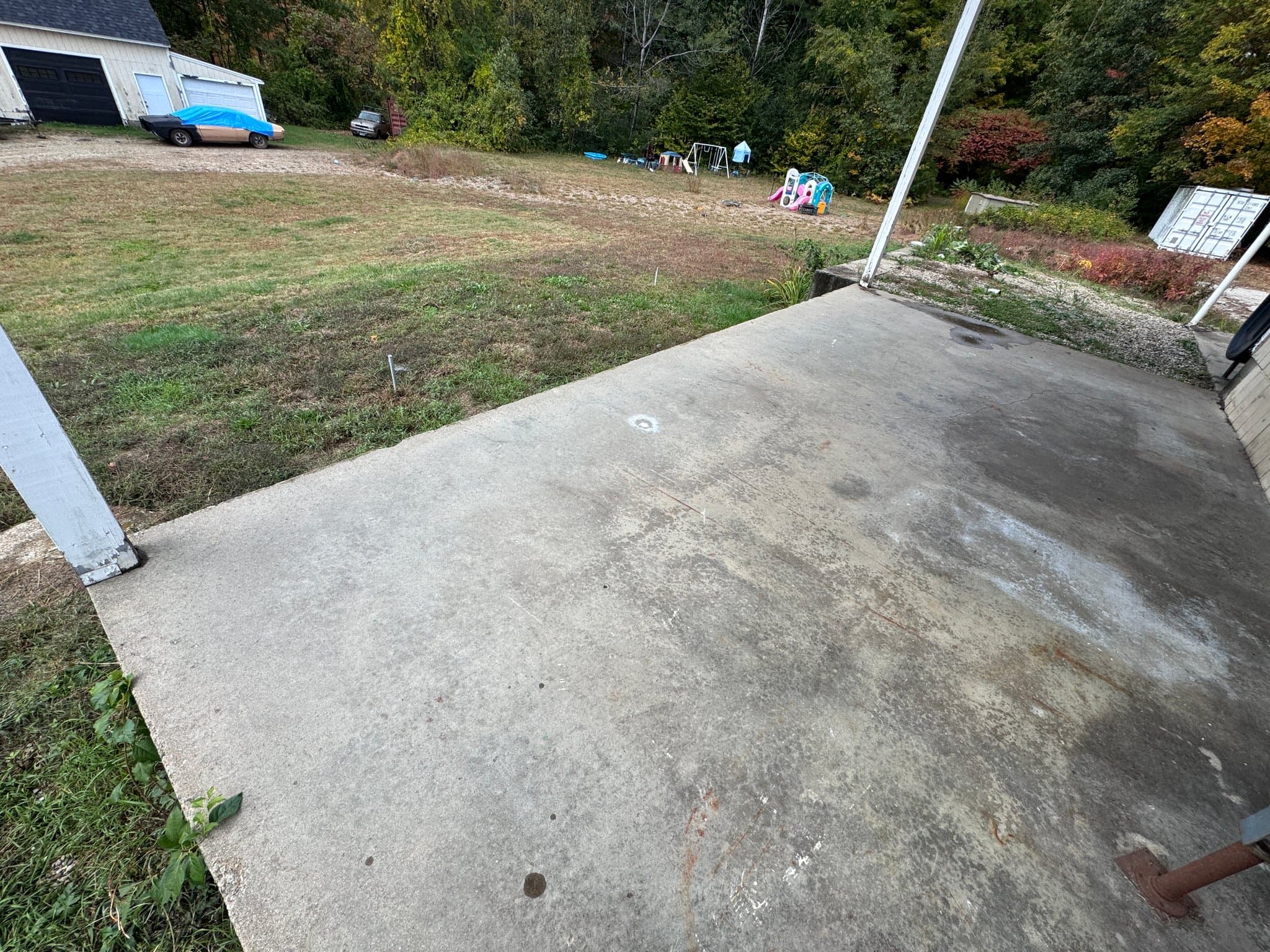 Weare Apartment: 613 S Stark Hwy