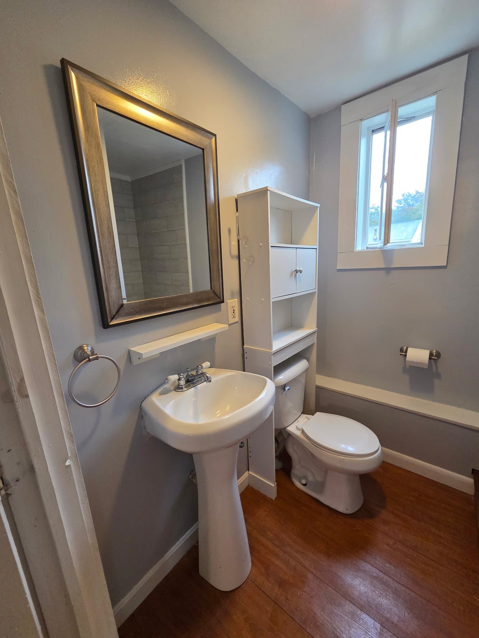 Weare Apartment: 613 S Stark Hwy