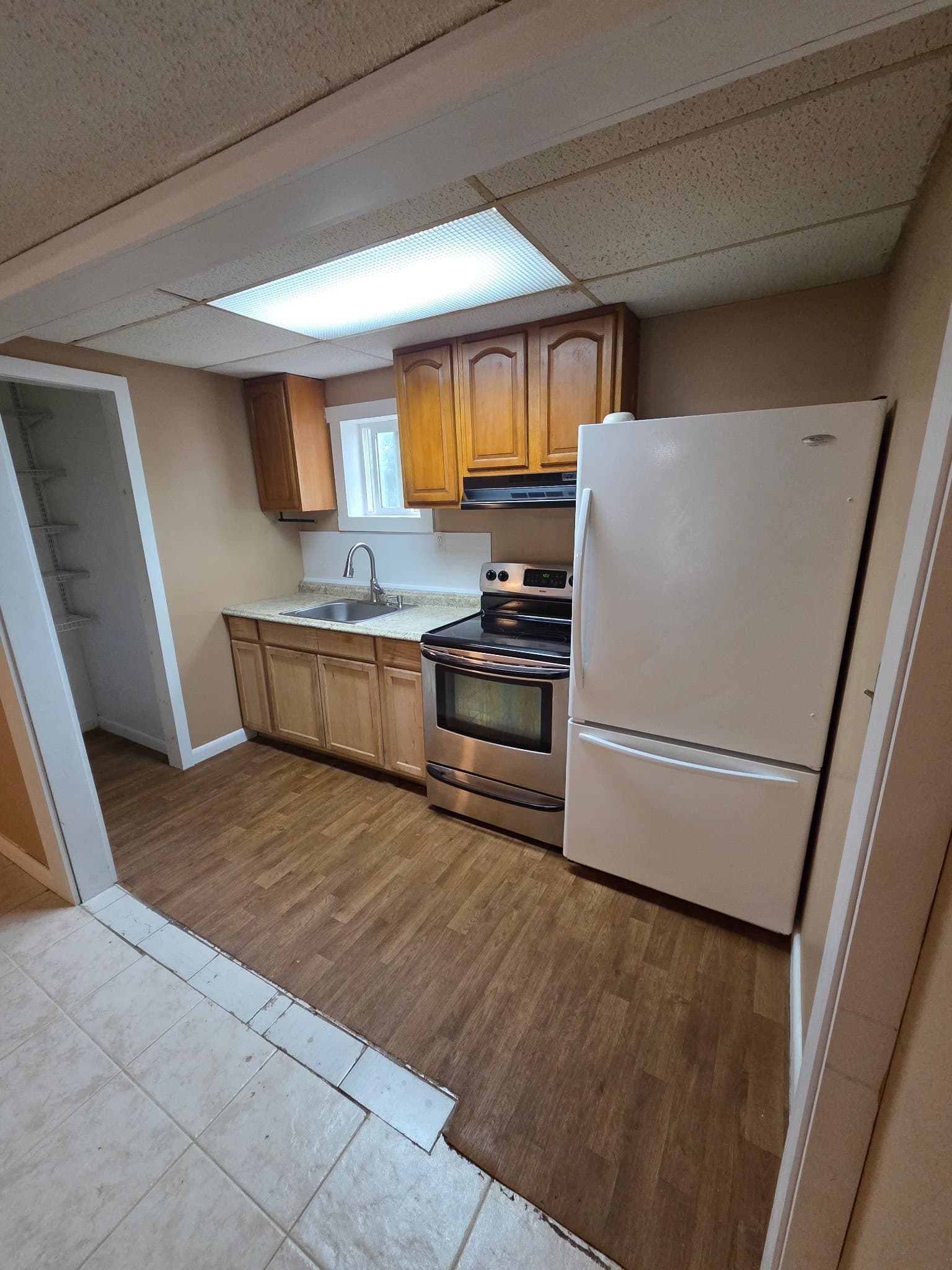 Weare Apartment: 613 S Stark Hwy