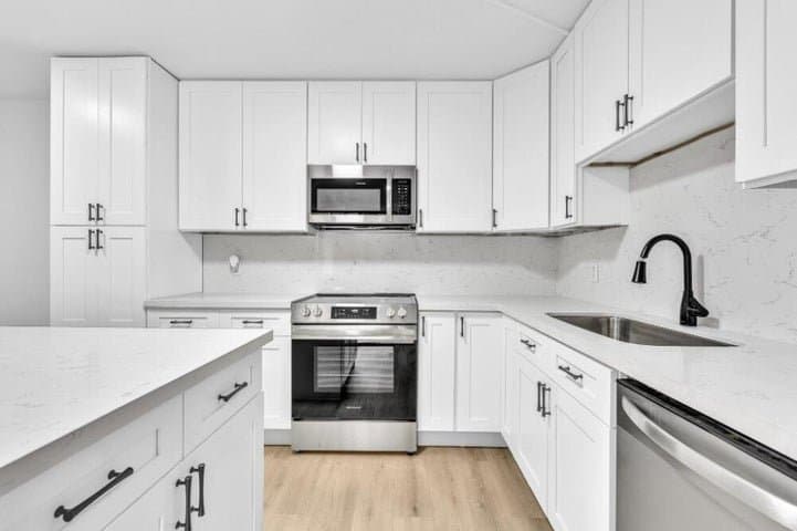Delray Beach Townhome: 3113 SAN FERNANDO Drive 31-D