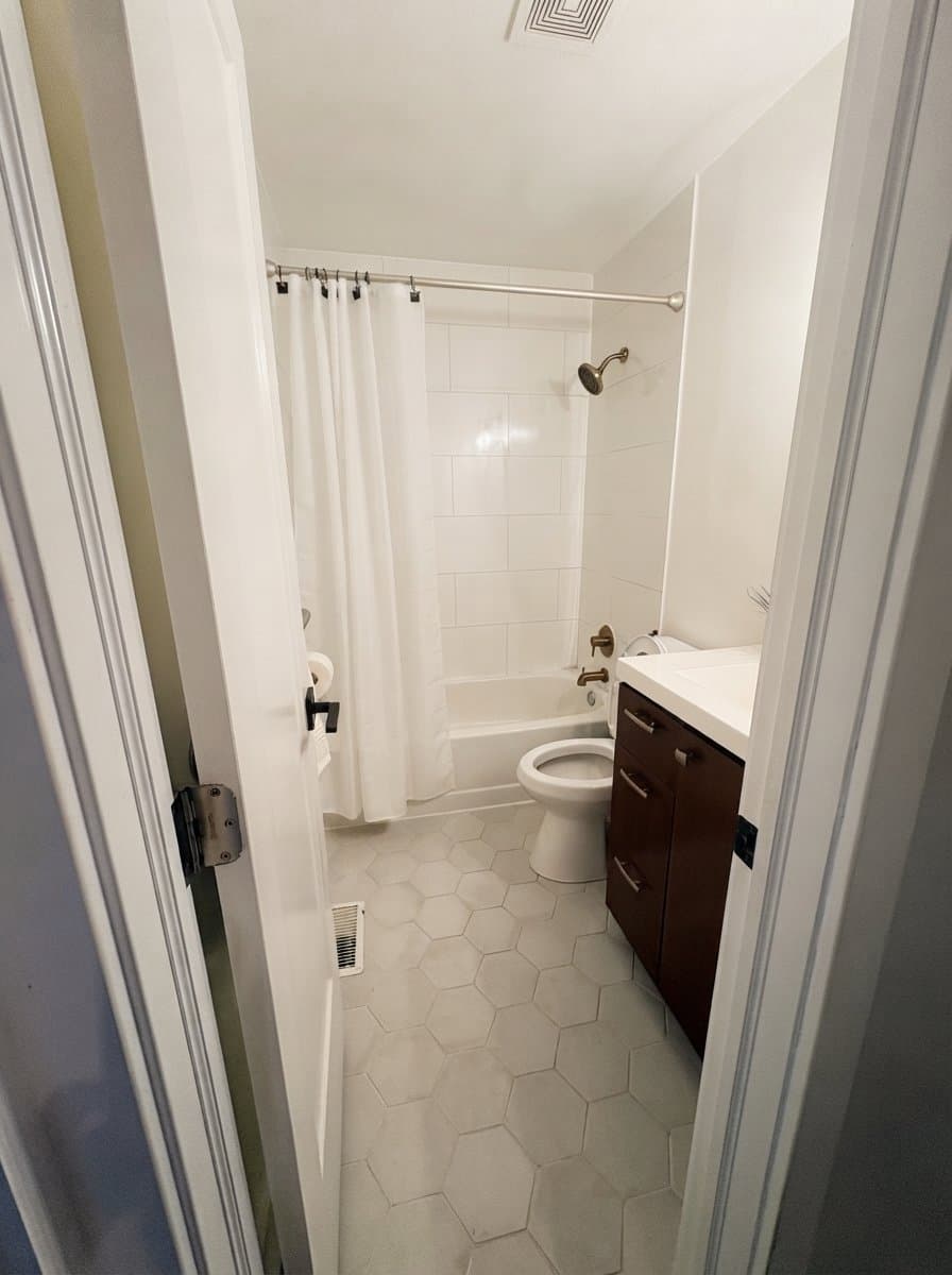 Sterling Townhome: 46703 Atwood Sq