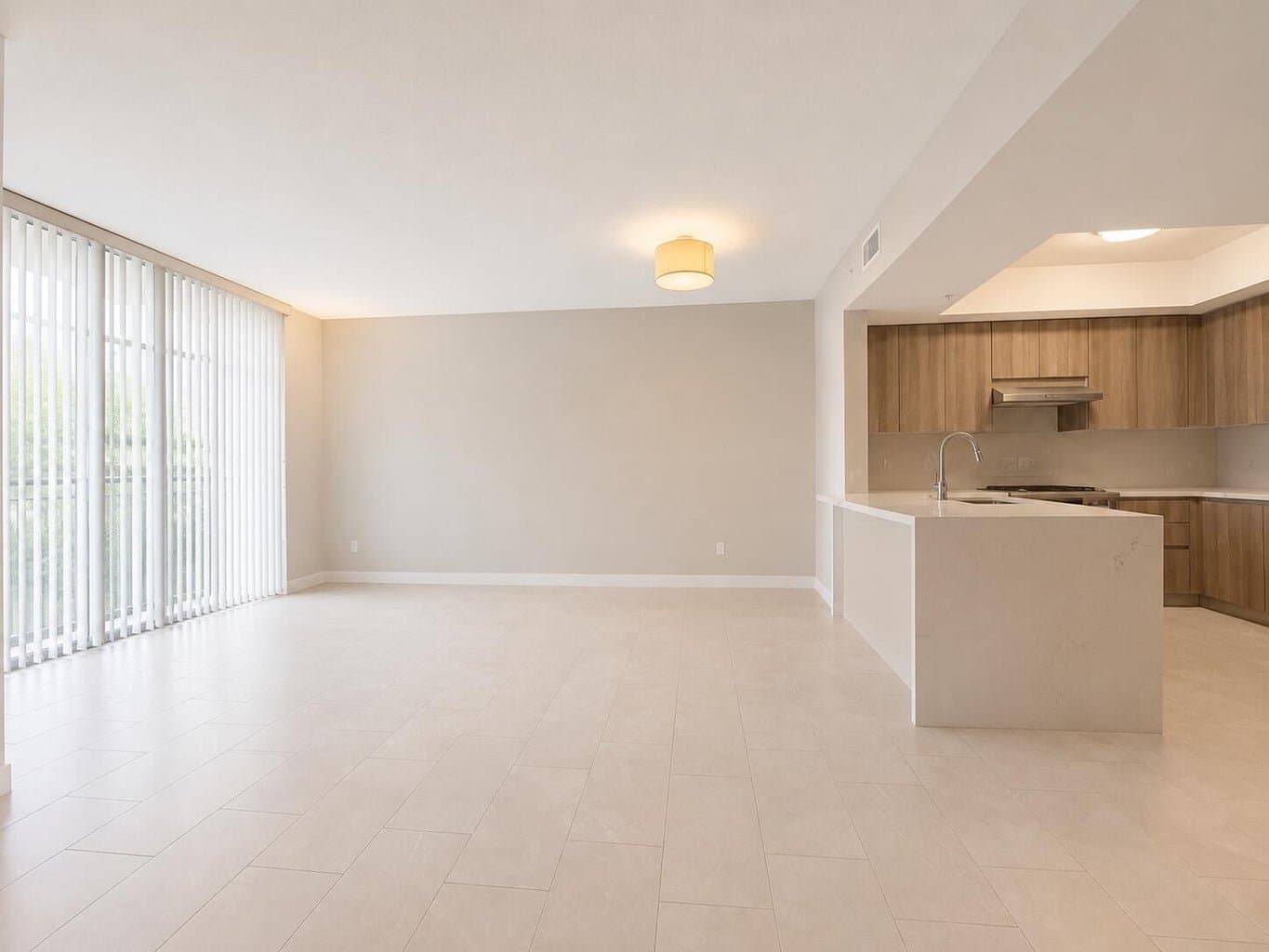 West Palm Beach Condo: 410 EVERNIA St