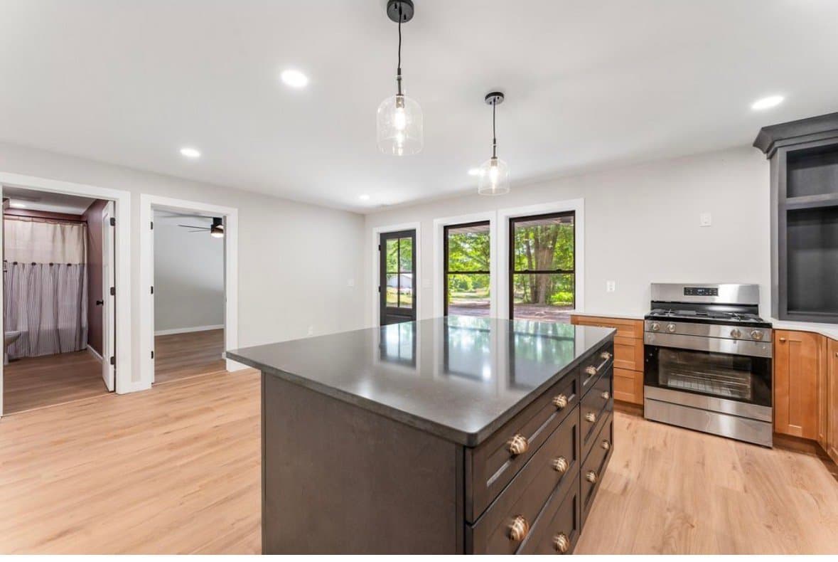 Big rapids House: 19071 joslin circle