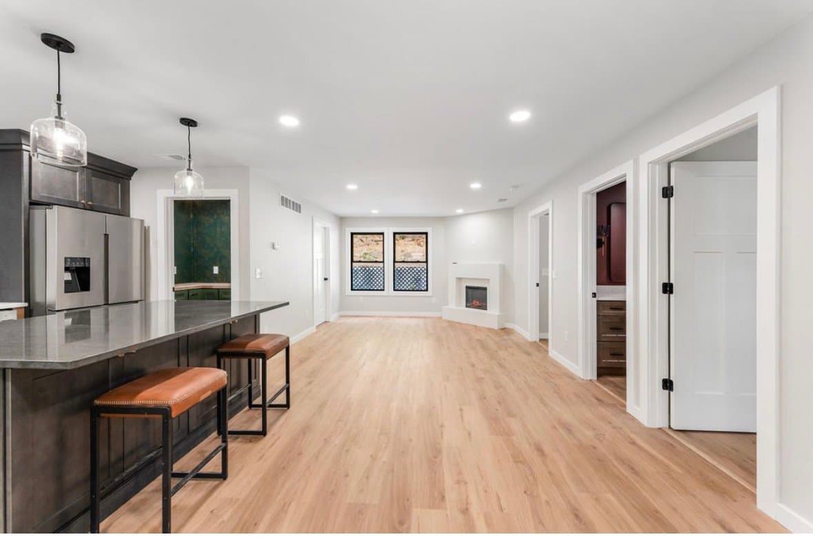 Big rapids House: 19071 joslin circle