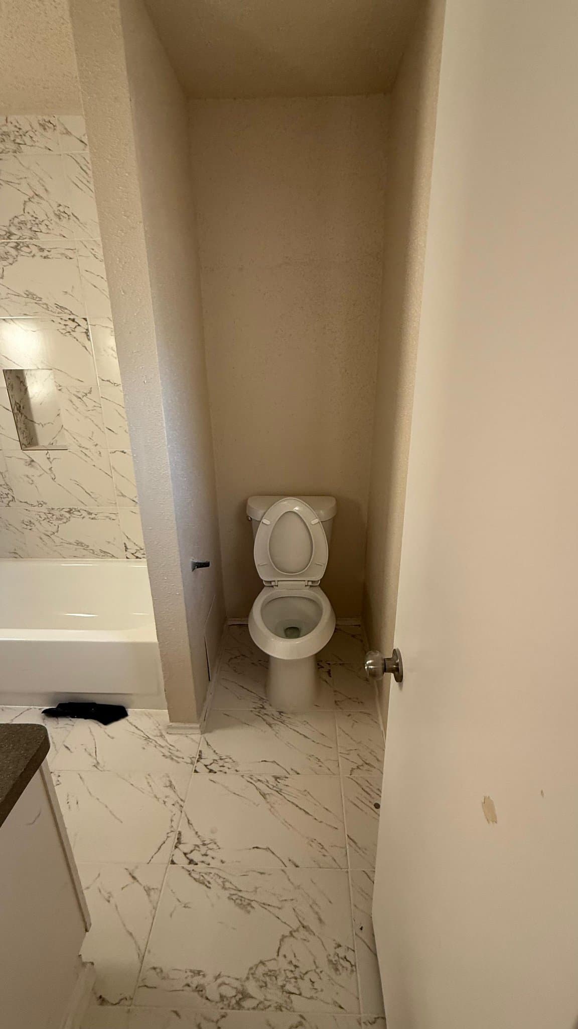 Houston House: 16235 Samoa Way