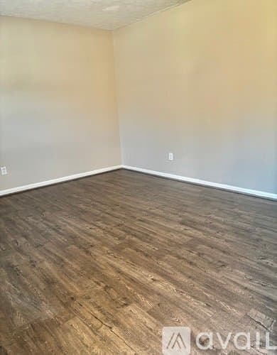 Cincinnati Townhome: 726 Ohio Pike Apt B