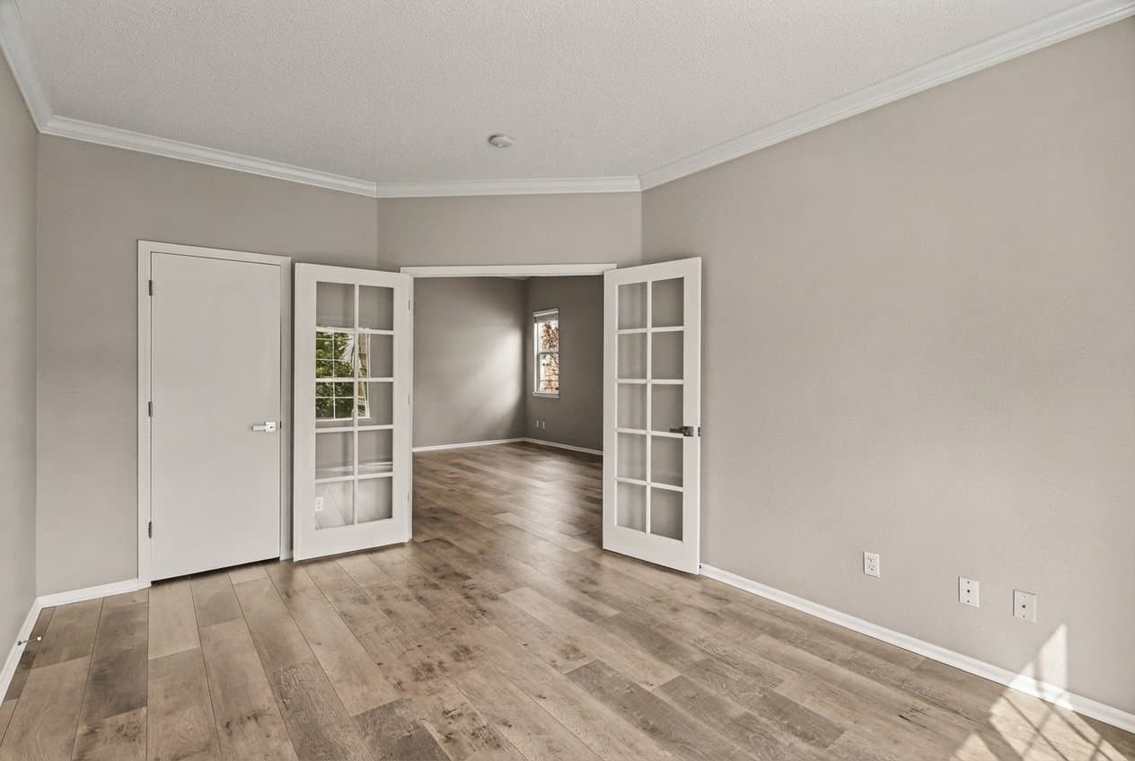 Brighton House: 14951 E 116th Dr