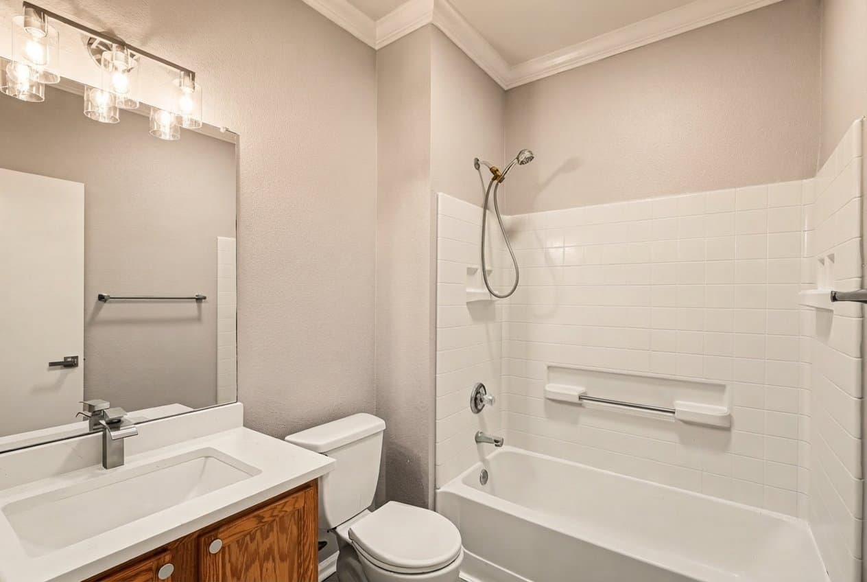 Brighton House: 14951 E 116th Dr