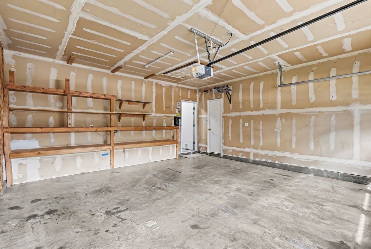 Brighton House: 14951 E 116th Dr