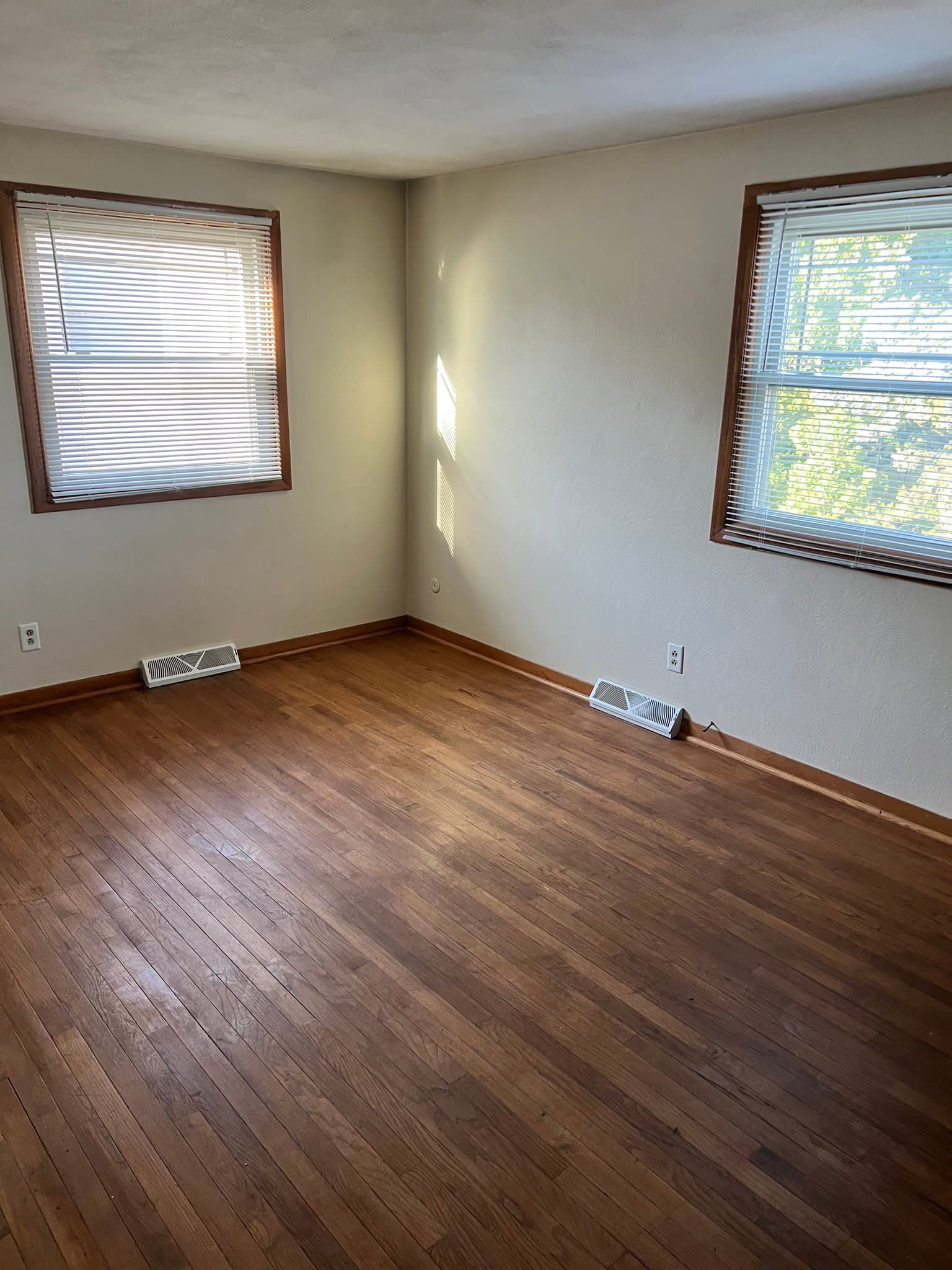 Bettendorf Townhome: 1832 Sutton place