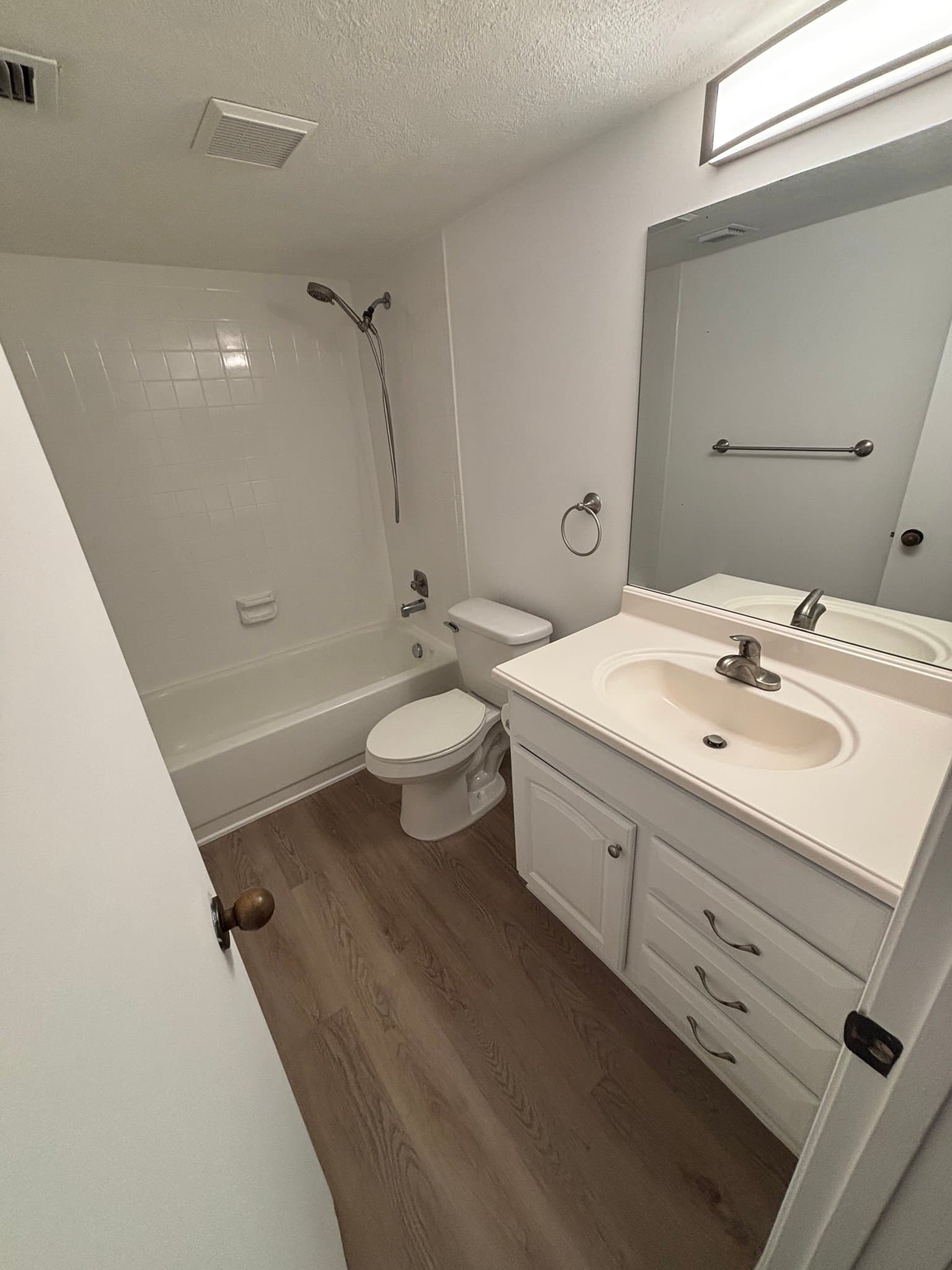 Stuart Condo: 844 NW Fork Road