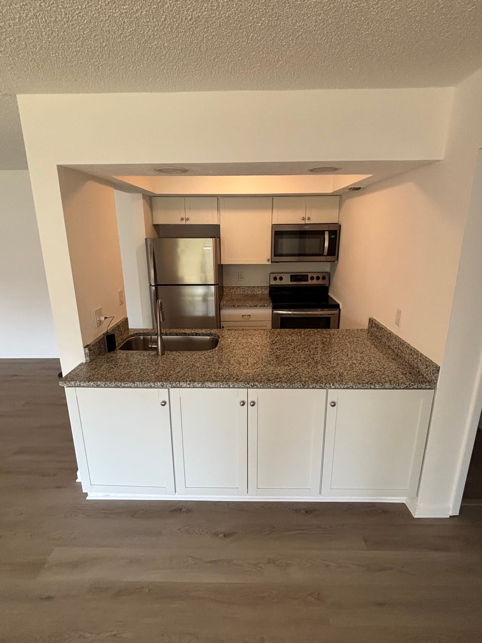 Stuart Condo: 844 NW Fork Road
