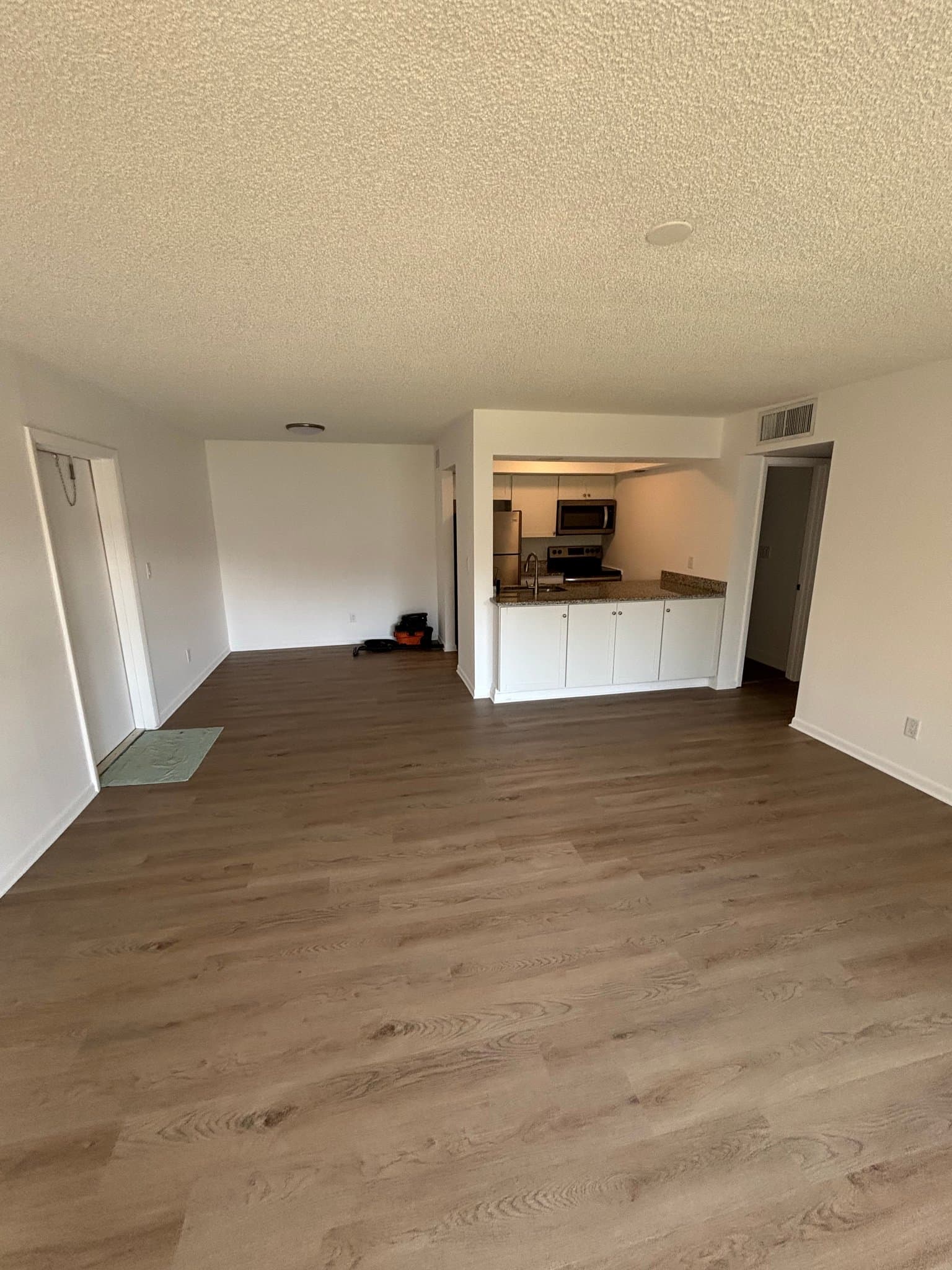 Stuart Condo: 844 NW Fork Road