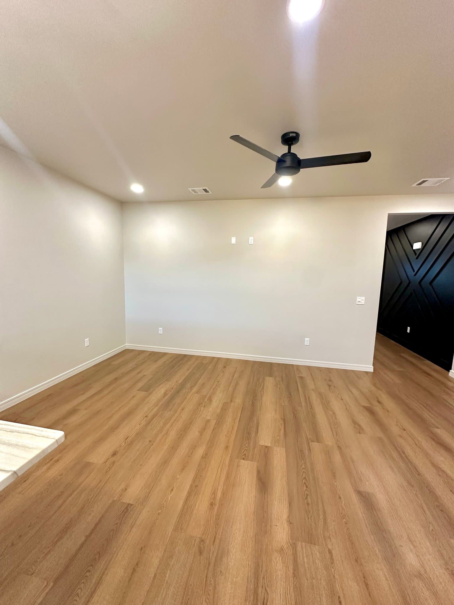 Amarillo Multiplex: 19051 Sierra Madre Dr