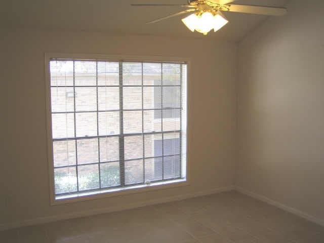 Houston Apartment: 1311 Antoine Drive, Apt 212