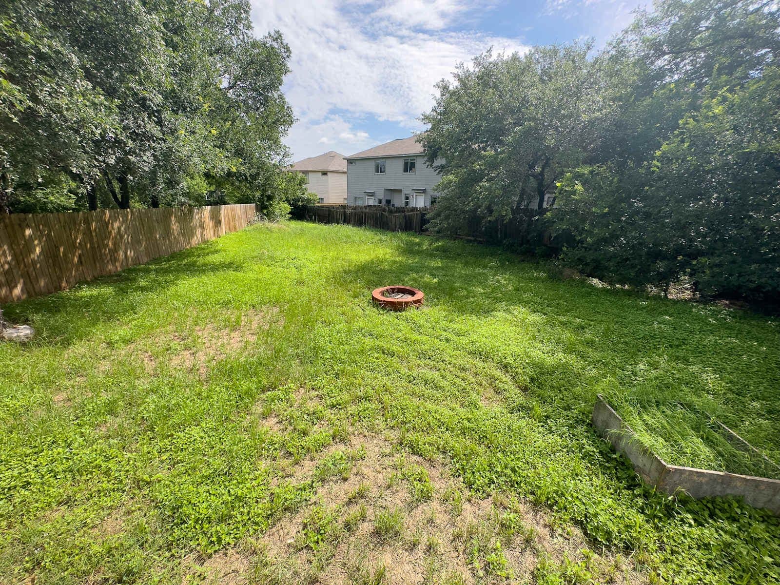 San Marcos Townhome: 119 Cedargrove