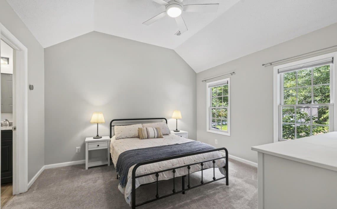 Cary House: 102 Unaka Ct