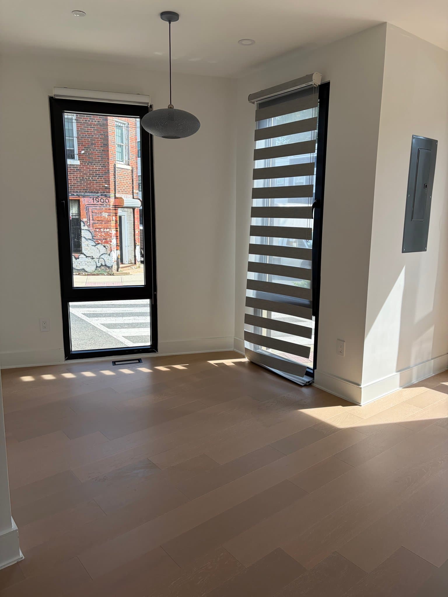 Washington Condo: 1850 Capitol Avenue NE