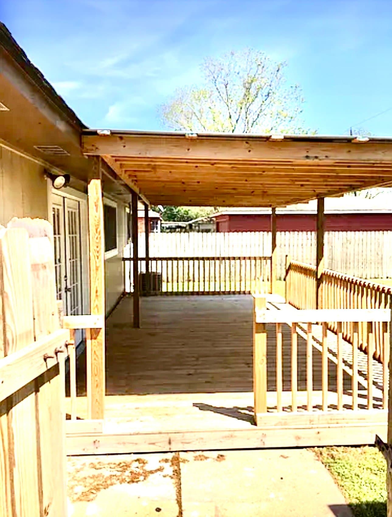 Angleton House: 1316 Hospital Dr