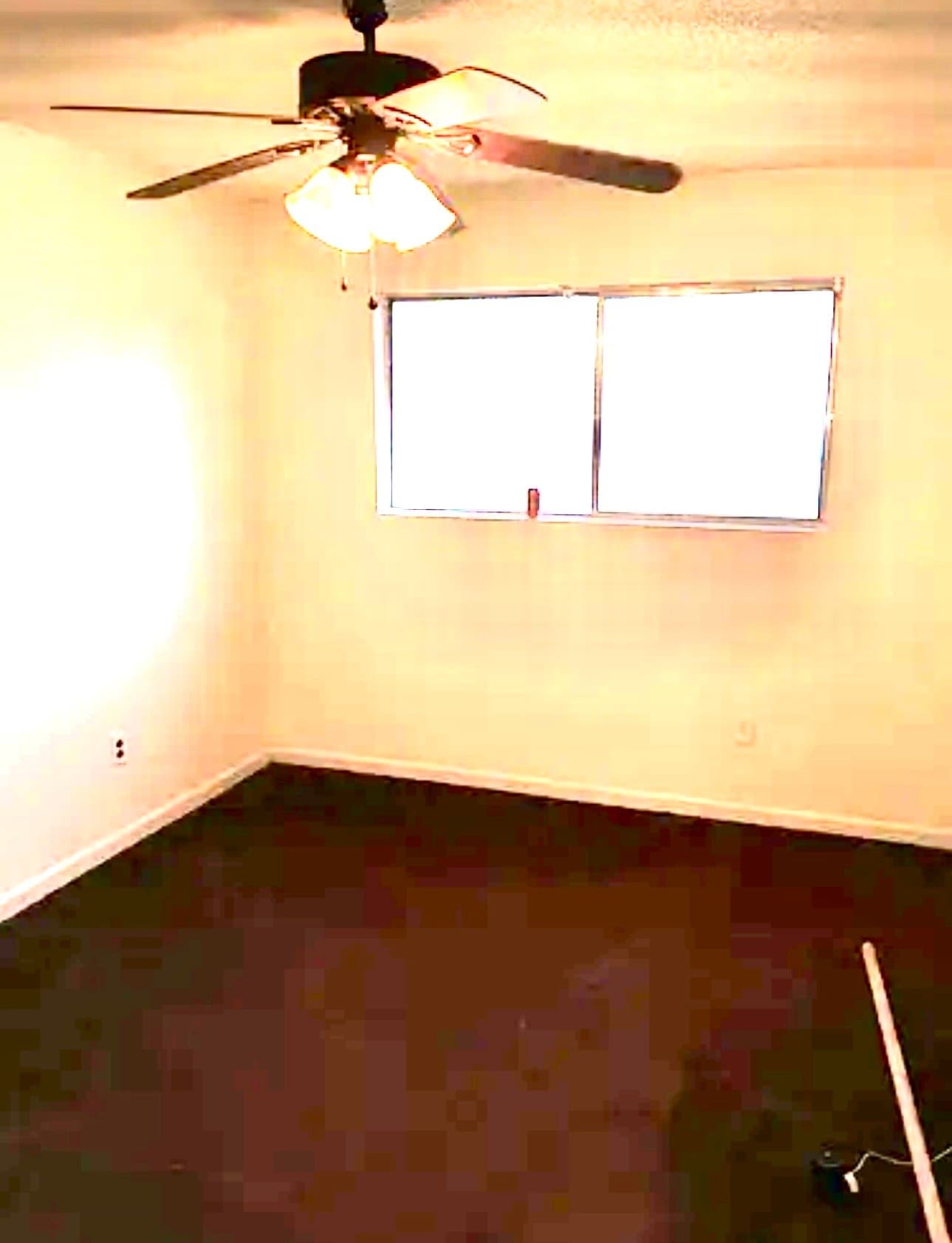 Angleton House: 1316 Hospital Dr