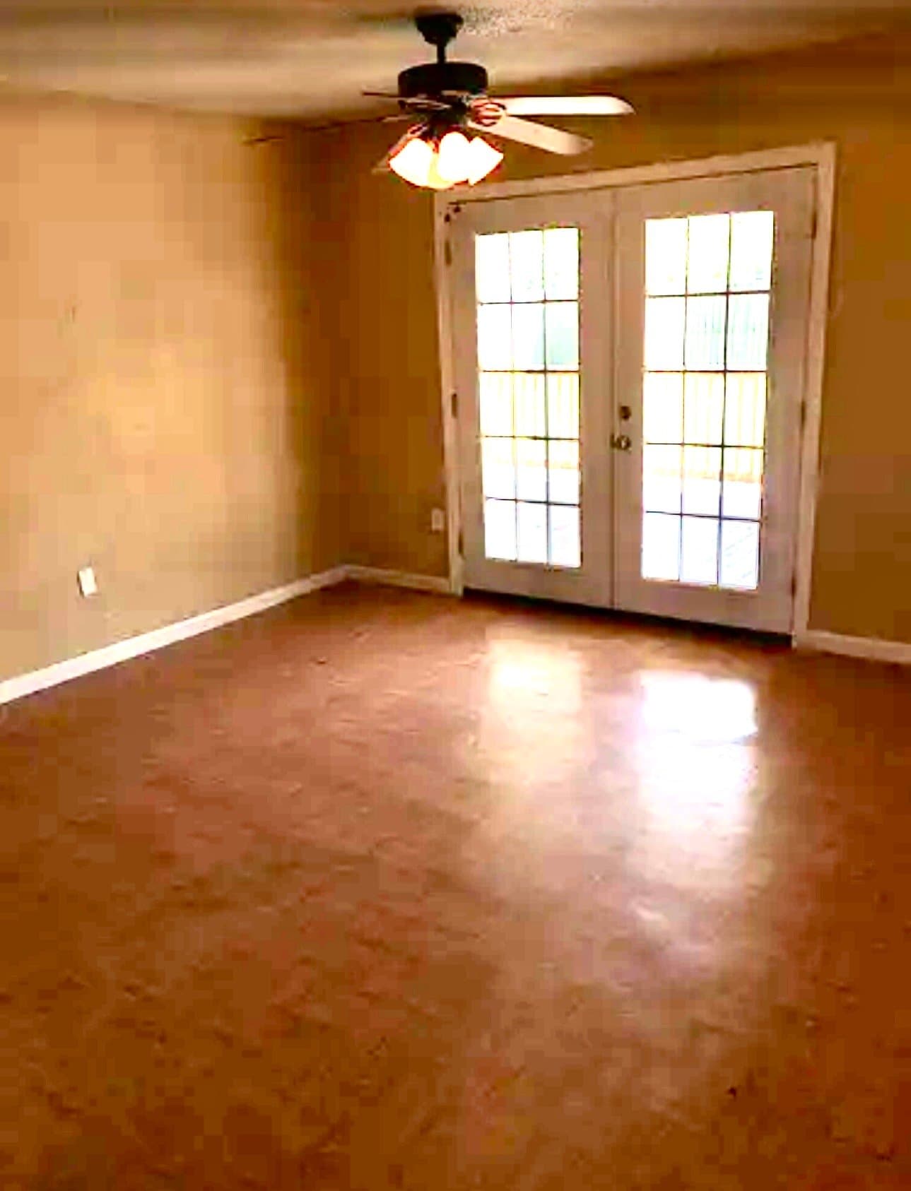 Angleton House: 1316 Hospital Dr