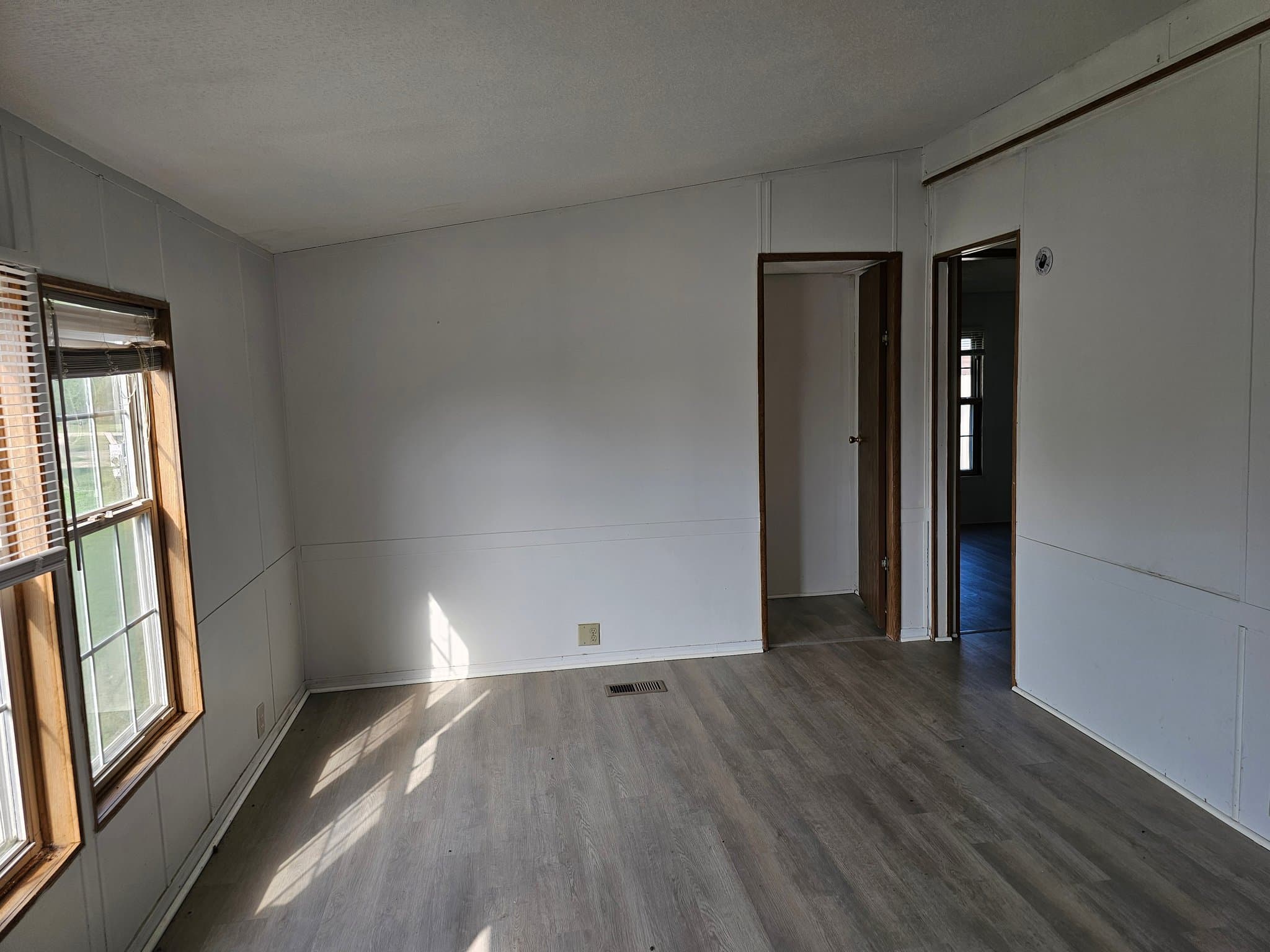 Mount Morris House: 34 Sunny Ln