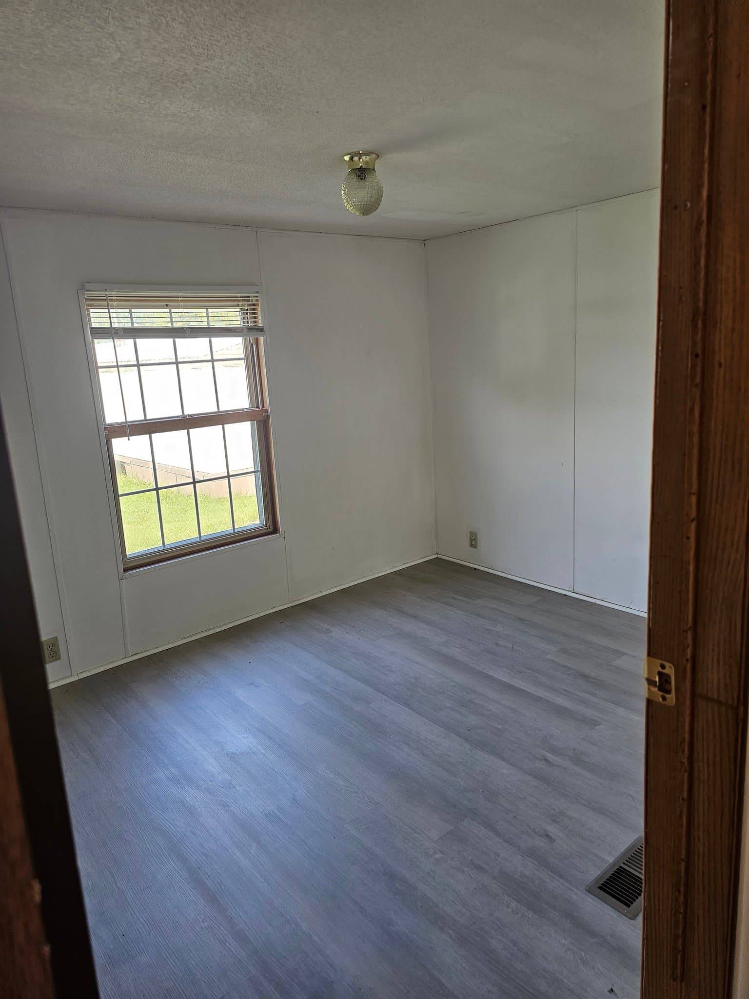 Mount Morris House: 34 Sunny Ln