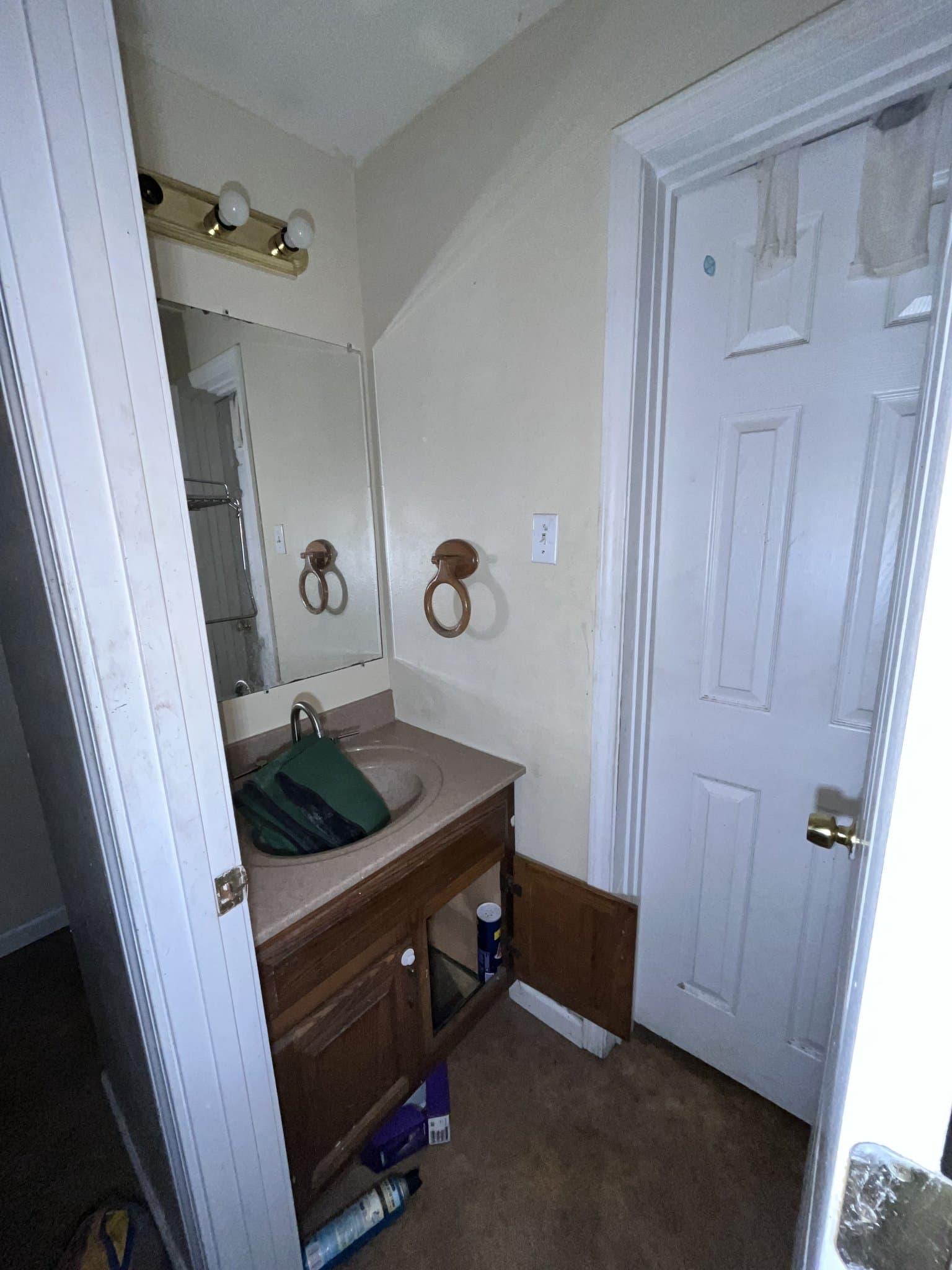 East Saint Louis House: 351 N 26th St