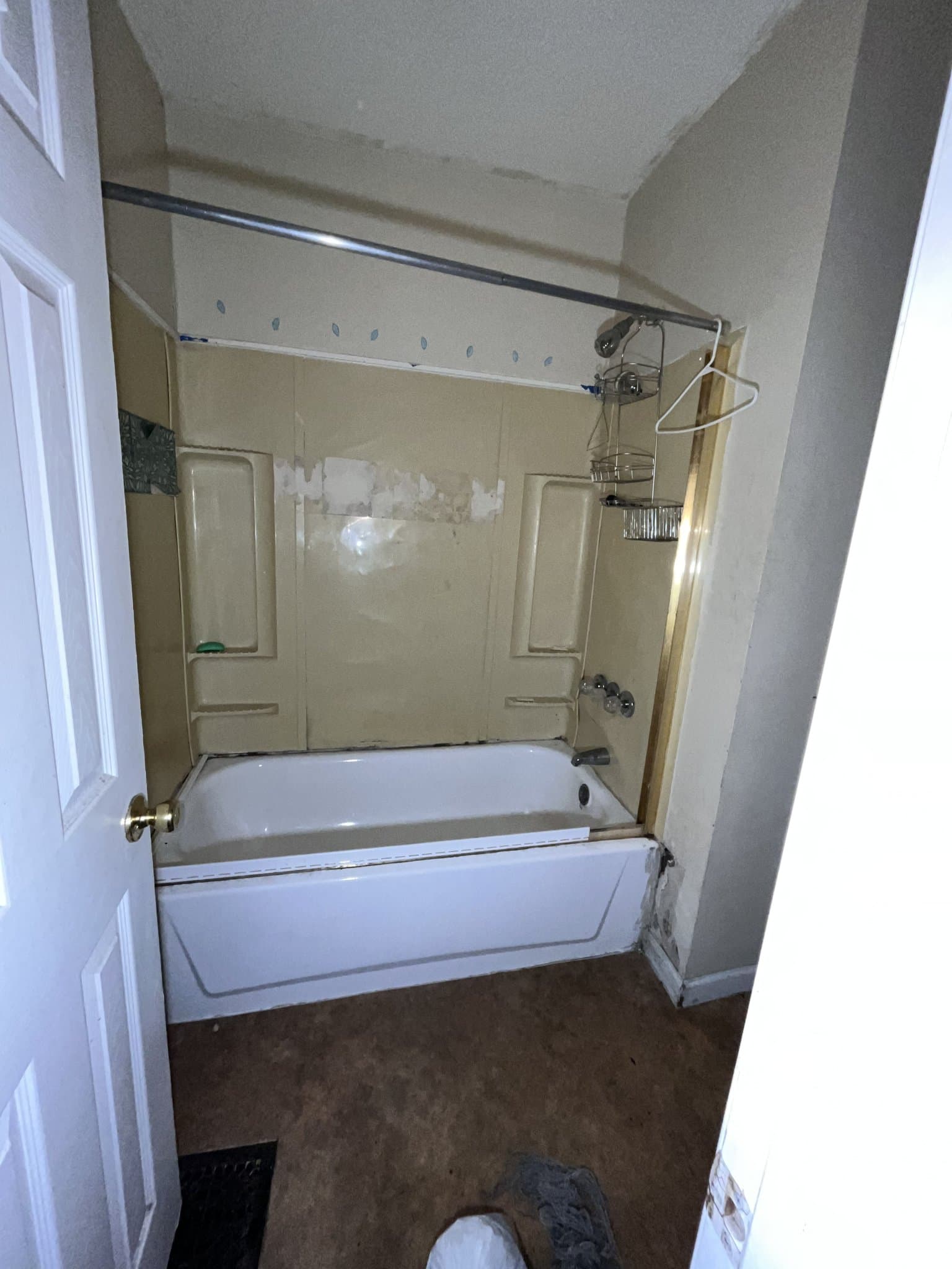 East Saint Louis House: 351 N 26th St